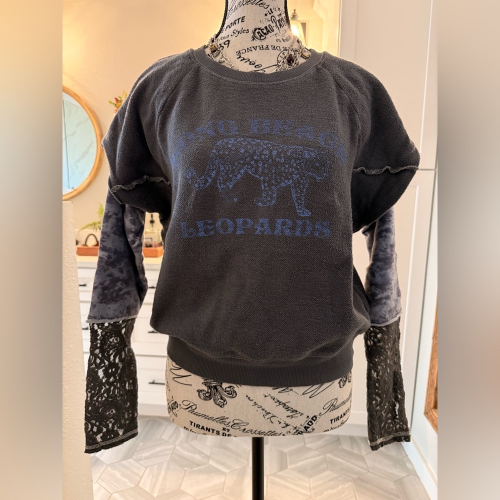 We The Free People Luther Pullover Sweatshirt Medium Fleece Lace LBC